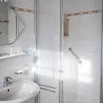 Seehotel Koellnitz فندق Wochowsee